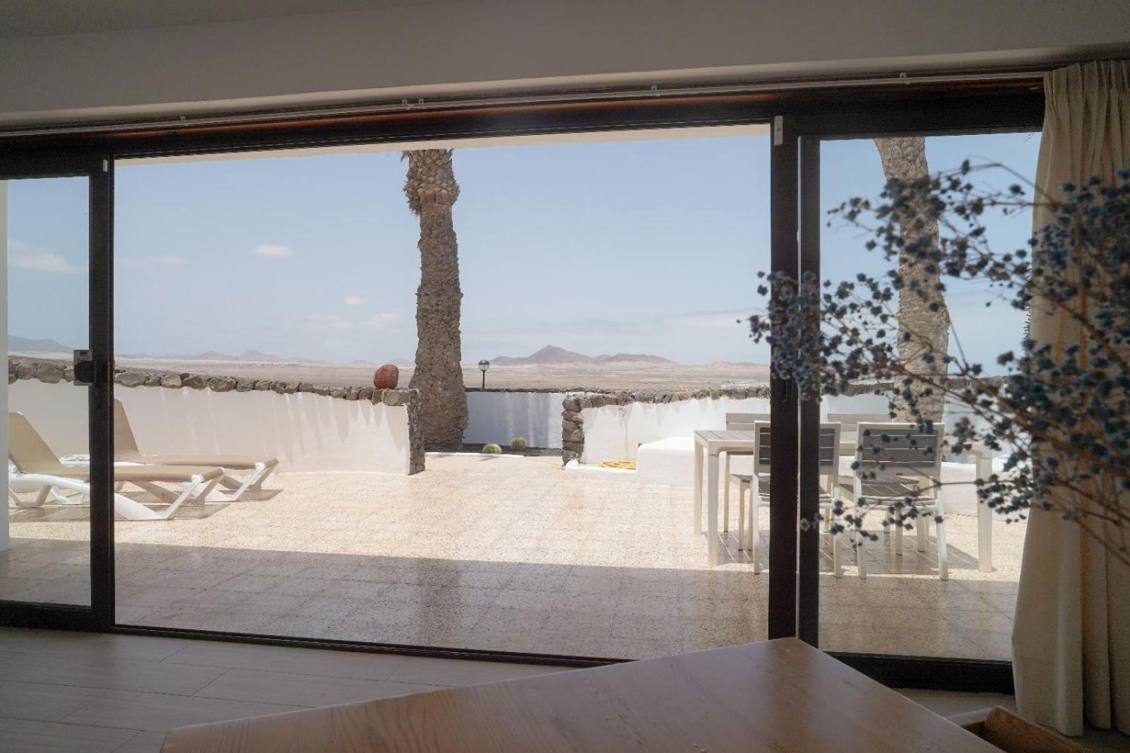 Bungalow Con Vistas Al Mar Famara Eksteriør bilde